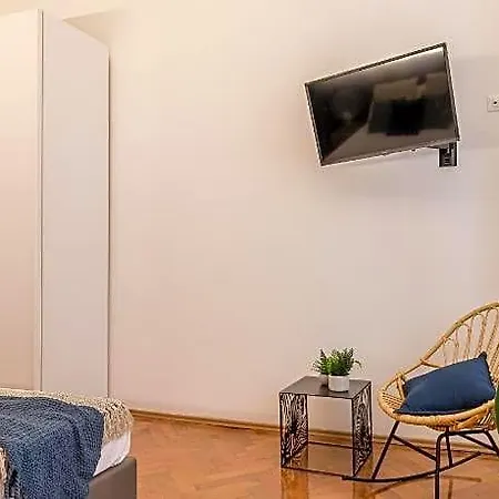 Pregiata Con Bagno Privato - Blu Di Prussia ホテル